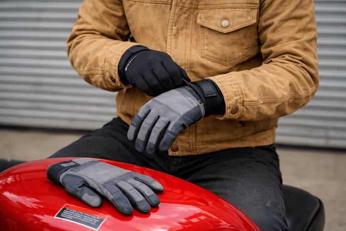 What is a glove liner?